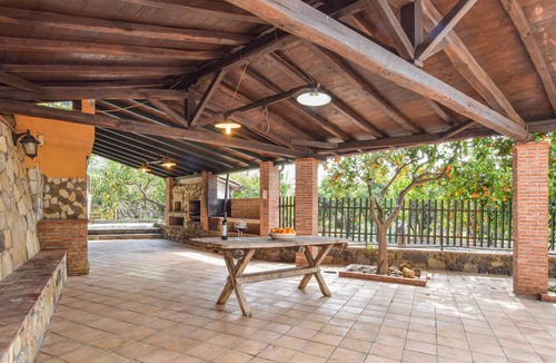 Gaggi House | 240 m² House ∙ 5 bedrooms ∙ 11 guests
