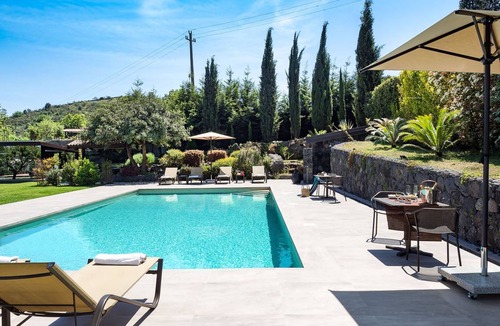 Viagrande Villa | 240 m² Villa ∙ 3 bedrooms ∙ 8 guests