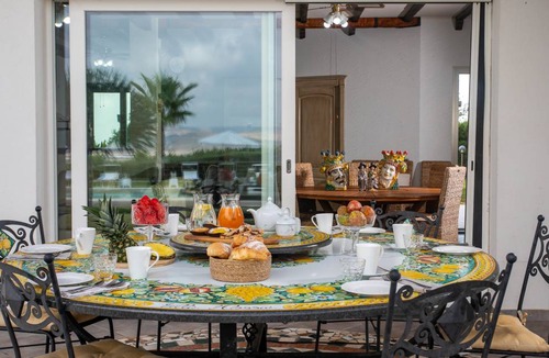 Gela Villa | 240 m² Villa ∙ 3 bedrooms ∙ 6 guests