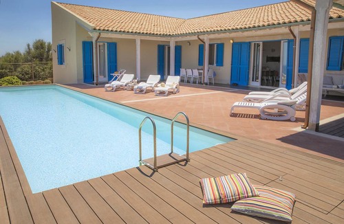 Augusta Villa | 240 m² Villa ∙ 4 bedrooms ∙ 8 guests