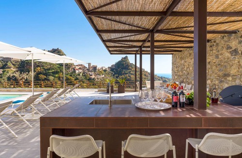 Savoca Villa | 240 m² Villa ∙ 5 bedrooms ∙ 10 guests