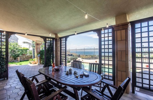 Brucoli House | 250 m² House ∙ 4 bedrooms ∙ 10 guests