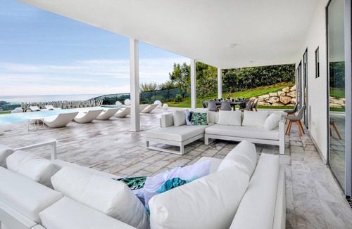 Partinico House | 250 m² House ∙ 7 bedrooms ∙ 16 guests
