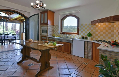 Acireale Villa | 250 m² Villa ∙ 5 bedrooms ∙ 10 guests