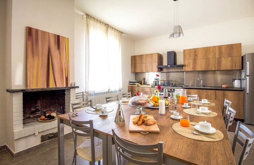 Fleri House | 270 m² House ∙ 4 bedrooms ∙ 12 guests