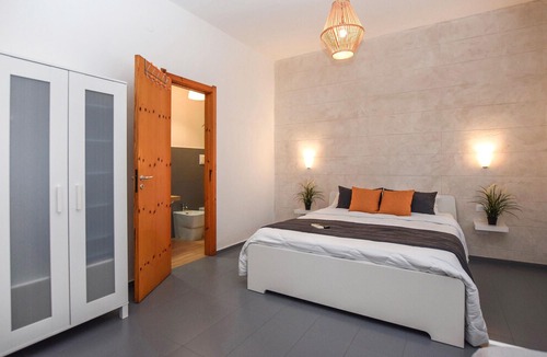 Vittoria Apartment | 3 bedroom accommodation in Vittoria