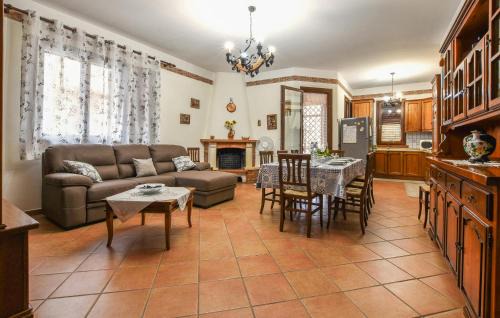 Trappeto House | 3 Bedroom Beautiful Home In Trappeto
