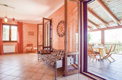 Torre Colonna-sperone House | 3 bedroom accommodation in Altavilla Milicia PA