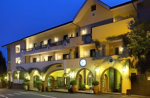 Zafferana Etnea Hotel | 30 m² Hotel ∙ 127 guests