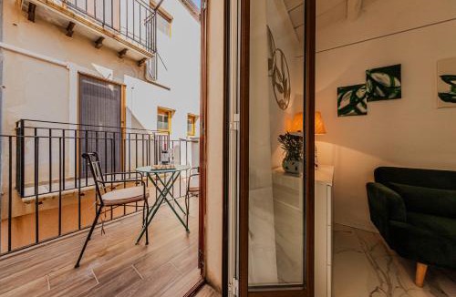 Old Town Apartment | 30 Terrazza Bordonaro