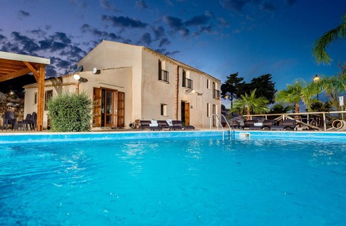Scopello Villa | 300 m² Villa ∙ 5 bedrooms ∙ 10 guests