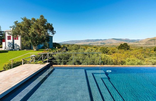Castiglione di Sicilia Villa | 300 m² Villa ∙ 4 bedrooms ∙ 8 guests