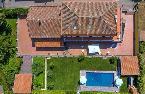 Archi House | 300 m² House ∙ 3 bedrooms ∙ 6 guests