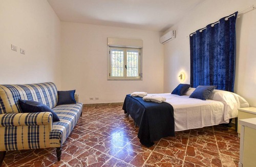 Terrasini House | 300 m² House ∙ 6 bedrooms ∙ 14 guests