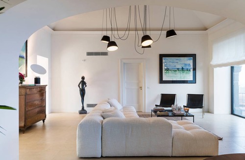 Pozzillo Villa | 300 m² Villa ∙ 4 bedrooms ∙ 8 guests