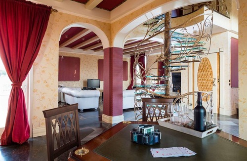 Donnalucata Villa | 300 m² Villa ∙ 4 bedrooms ∙ 8 guests