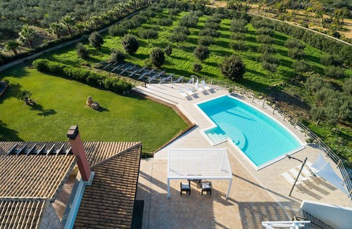 Paceco Villa | 300 m² Villa ∙ 5 bedrooms ∙ 9 guests