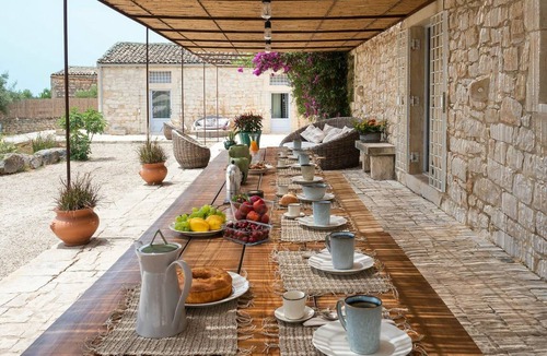 Scicli Villa | 300 m² Villa ∙ 5 bedrooms ∙ 12 guests