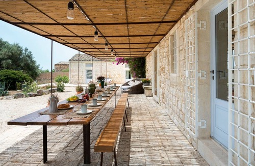 Scicli Villa | 300 m² Villa ∙ 6 bedrooms ∙ 12 guests