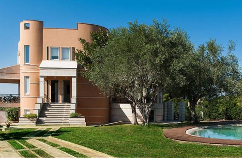 San Lorenzo Villa | 300 m² Villa ∙ 7 bedrooms ∙ 14 guests