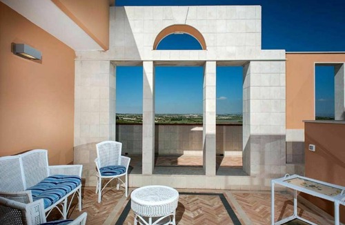 San Lorenzo Villa | 300 m² Villa ∙ 7 bedrooms ∙ 14 guests