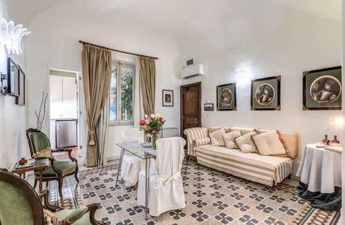 Messina Apartment | 32 m² Serviced apartment ∙ 127 guests