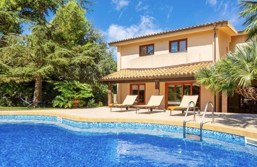 Valderice House | 320 m² House ∙ 4 bedrooms ∙ 8 guests