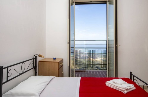 San Marco d'Alunzio Villa | 348 m² Villa ∙ 11 bedrooms ∙ 24 guests