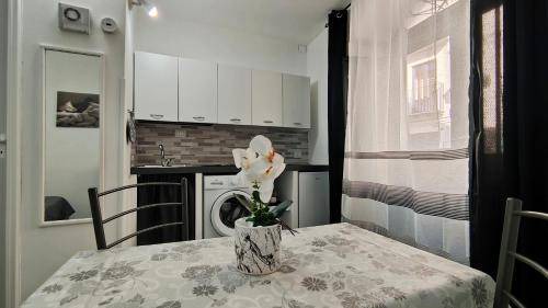 Old Town Apartment | 35 m² Apartment ∙ 2 guests
