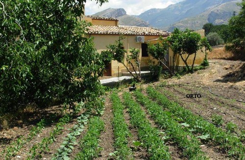 Collesano House | 35 m² Farmhouse ∙ 5 guests