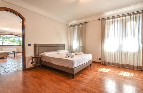 Zafferana Etnea House | 350 m² House ∙ 5 bedrooms ∙ 12 guests
