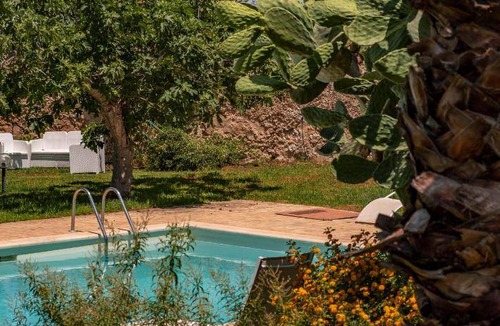 Chiaramonte Gulfi House | 377 m² Farmhouse ∙ 8 bedrooms ∙ 30 guests