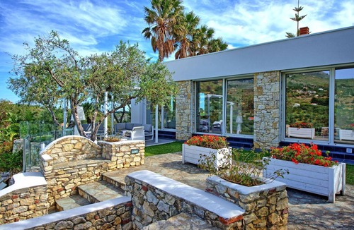 Scopello Villa | 380 m² Villa ∙ 6 bedrooms ∙ 12 guests