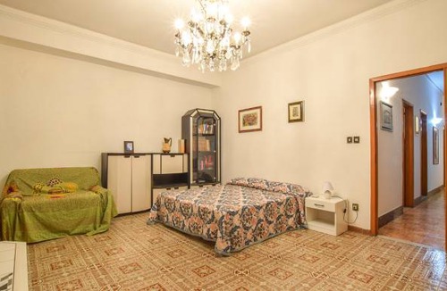 Gaggi Apartment | 4 bedroom accommodation in Gaggi