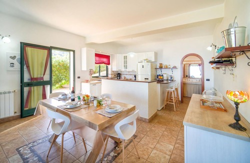 Caronia House | 4 bedroom awesome home in Caronia