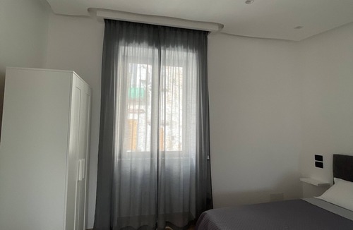 Secondigliano Bed & Breakfast | 4 bedroom bed & breakfast in naples