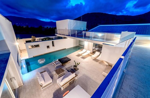 Torretta House | 400 m² House ∙ 4 bedrooms ∙ 8 guests