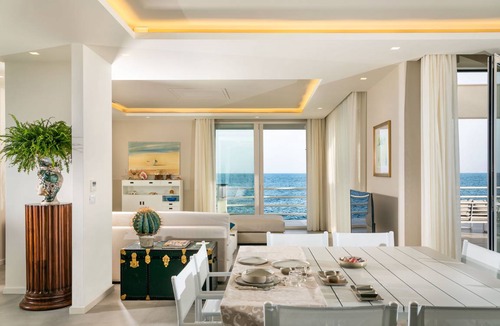 Stazzo Villa | 400 m² Villa ∙ 8 bedrooms ∙ 16 guests