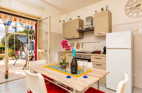 Fondachello Villa | 45 m² Villa ∙ 1 bedroom ∙ 4 guests