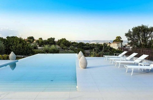 Campanella-Gianforma Villa | 450 m² Villa ∙ 5 bedrooms ∙ 10 guests