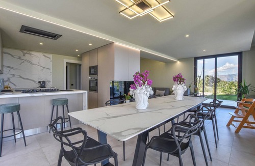 Partinico House | 5 bedroom nice home in Trappeto