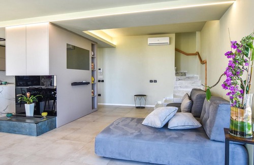 Partinico House | 5 bedroom nice home in Trappeto