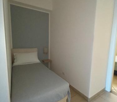 Picanello-Ognina-Barriera-Canalicchio House | 5 C Cutaias Apartment