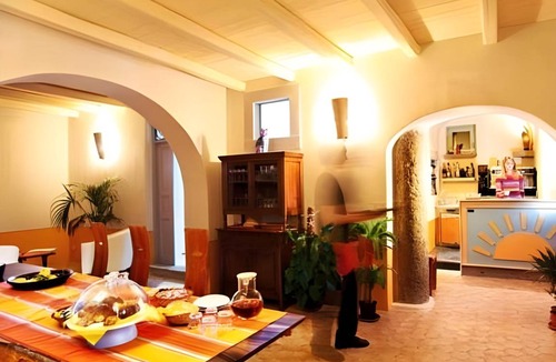 Lipari Historic Centre Apartment | 50 m² Serviced apartment ∙ 2 bedrooms ∙ 6 guests