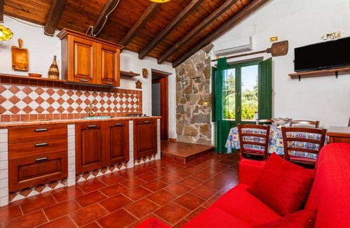 Piedimonte Etneo Apartment | 50 m² Apartment ∙ 2 bedrooms ∙ 5 guests