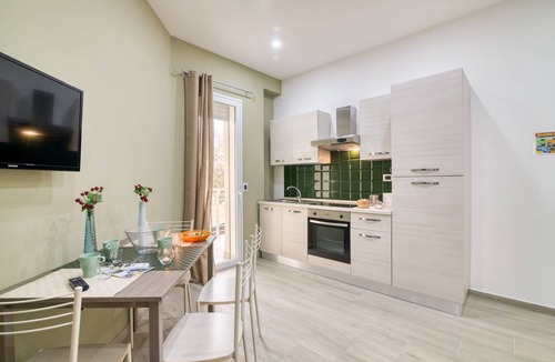 Agnone Bagni Apartment | 50 m² Apartment ∙ 2 bedrooms ∙ 4 guests