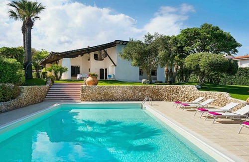 Fontane Bianche Villa | 500 m² Villa ∙ 6 bedrooms ∙ 12 guests