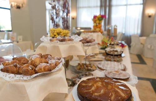 Picanello-Ognina-Barriera-Canalicchio Hotel | 55 m² Hotel ∙ 127 guests