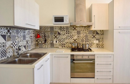 Marina di Ragusa House | 6 bedroom accommodation in Marina di Ragusa