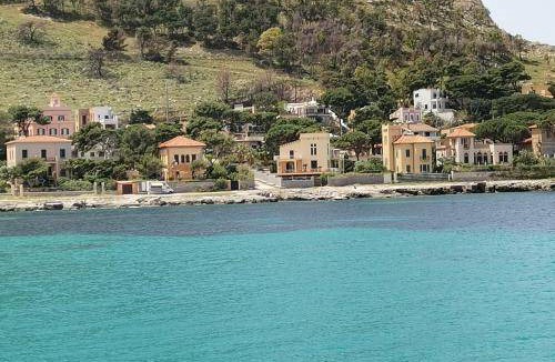 Sferracavallo Apartment | 60 m² Apartment ∙ 2 bedrooms ∙ 5 guests